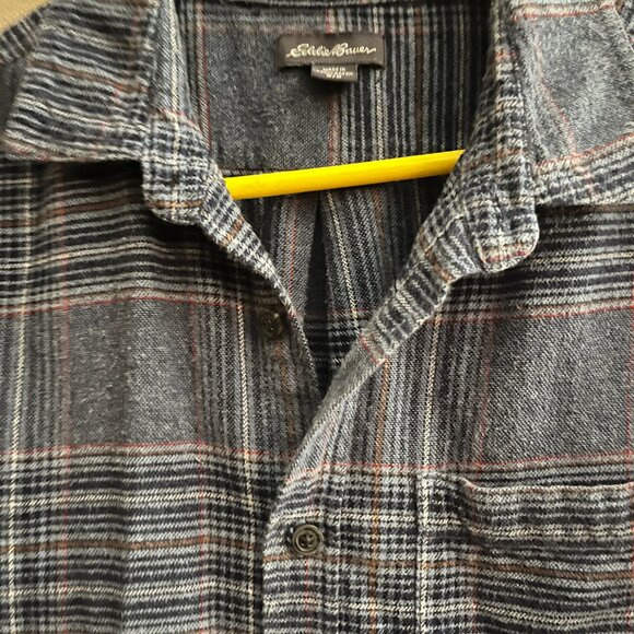 Men's Eddie Bauer Flannel Shirt M - Picture 2 of 3